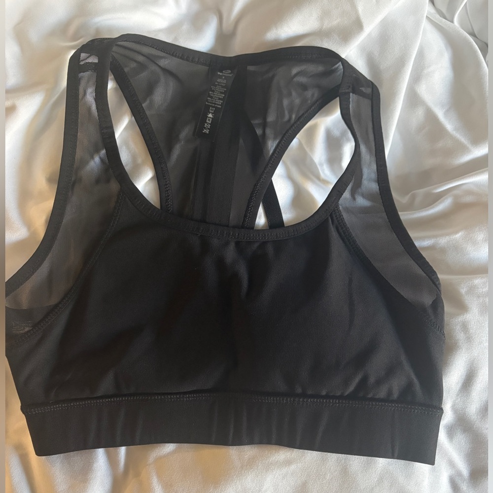 Black Women's Mesh Sports Bra